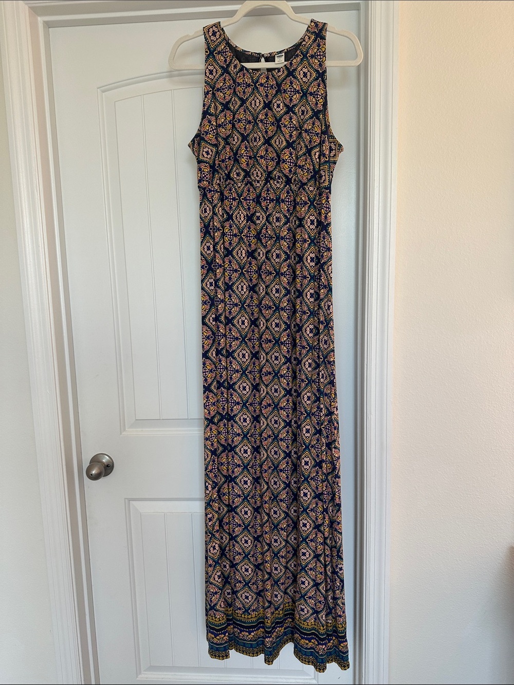 Old Navy Navy Geometric Print Maxi Dress